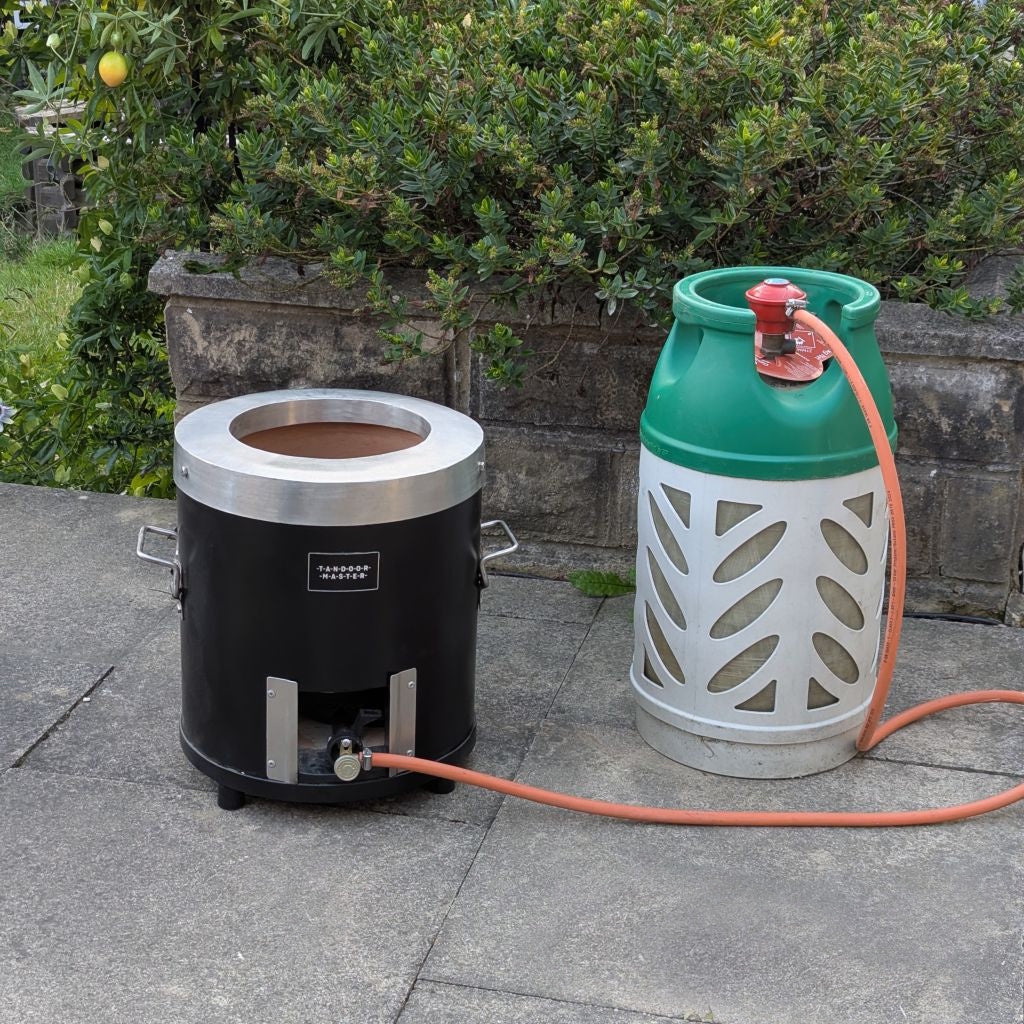 Small gas tandoori oven